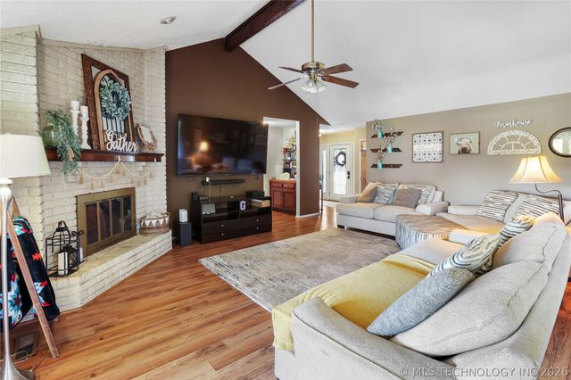 800 W Albuquerque Street, Broken Arrow, OK 74011