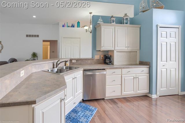 7240 Parkridge Parkway, Swartz Creek, MI 48473