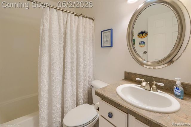 7240 Parkridge Parkway, Swartz Creek, MI 48473