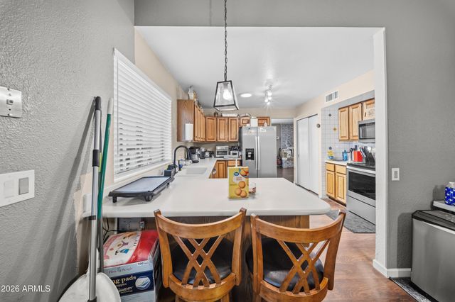 10122 W Turney Avenue, Phoenix, AZ 85037