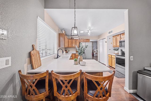 10122 W Turney Avenue, Phoenix, AZ 85037