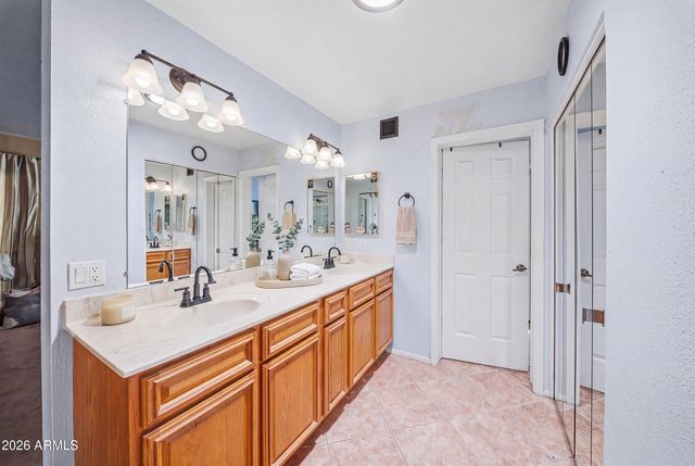 10122 W Turney Avenue, Phoenix, AZ 85037