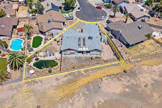10122 W Turney Avenue, Phoenix, AZ 85037