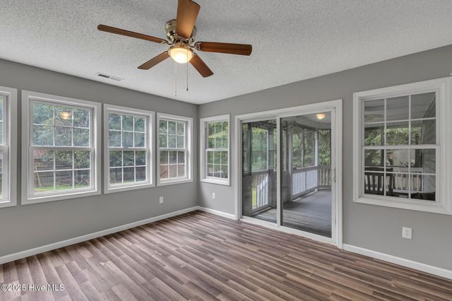 101 Donna Court, Hubert, NC 28539