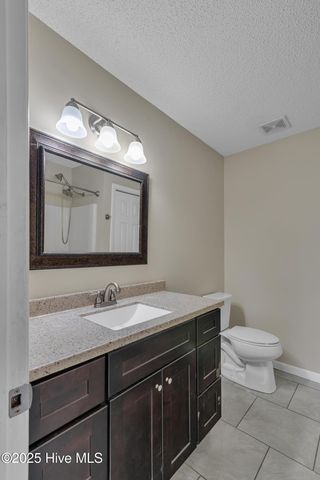 101 Donna Court, Hubert, NC 28539