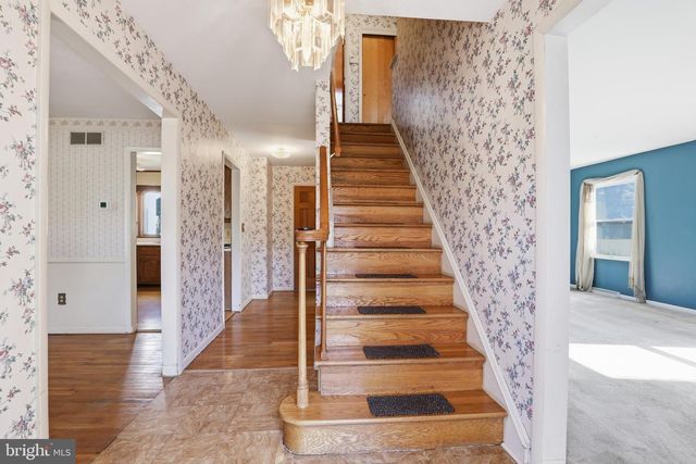 135 N FAIRFIELD DR, Dover, DE 19901