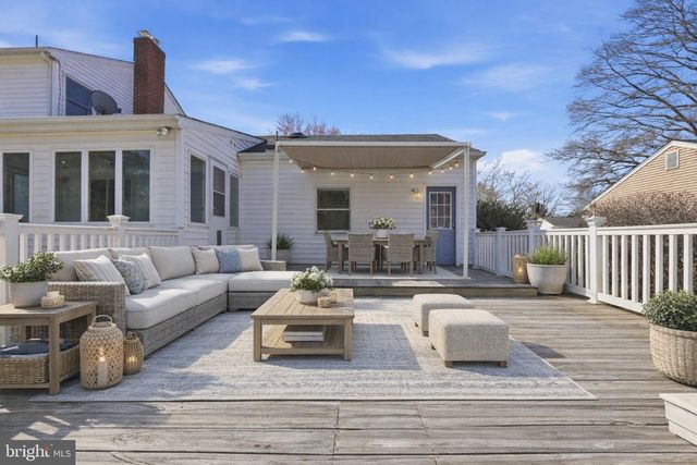 135 N FAIRFIELD DR, Dover, DE 19901