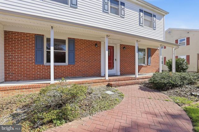 135 N FAIRFIELD DR, Dover, DE 19901