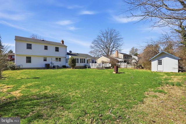 135 N FAIRFIELD DR, Dover, DE 19901