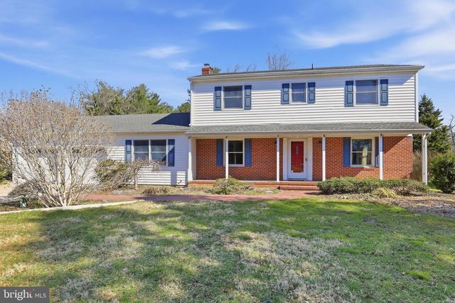 135 N FAIRFIELD DR, Dover, DE 19901