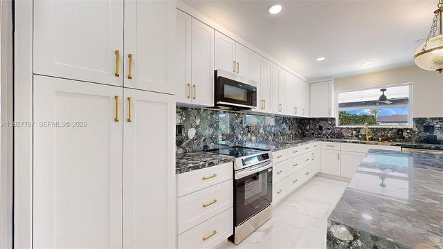 3801 SW 132nd Ave, Miami, FL 33175