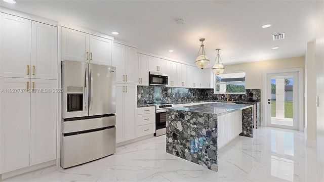 3801 SW 132nd Ave, Miami, FL 33175