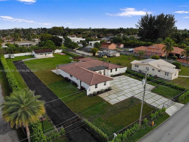 3801 SW 132nd Ave, Miami, FL 33175