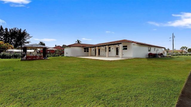 3801 SW 132nd Ave, Miami, FL 33175