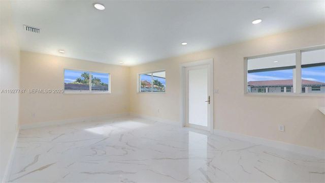 3801 SW 132nd Ave, Miami, FL 33175