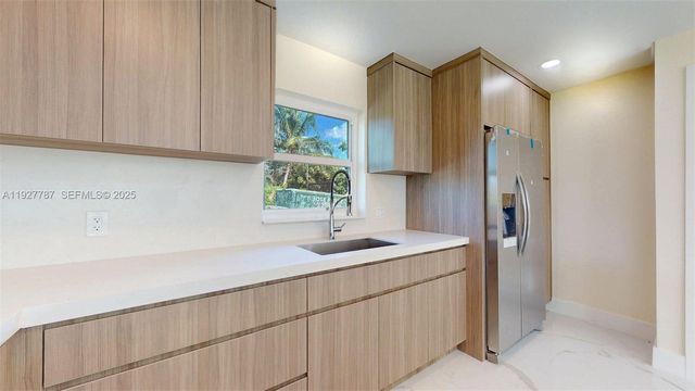 3801 SW 132nd Ave, Miami, FL 33175