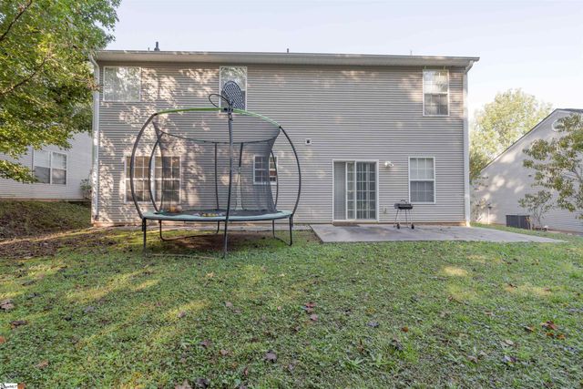 223 Stockbridge Drive, Spartanburg, SC 29301