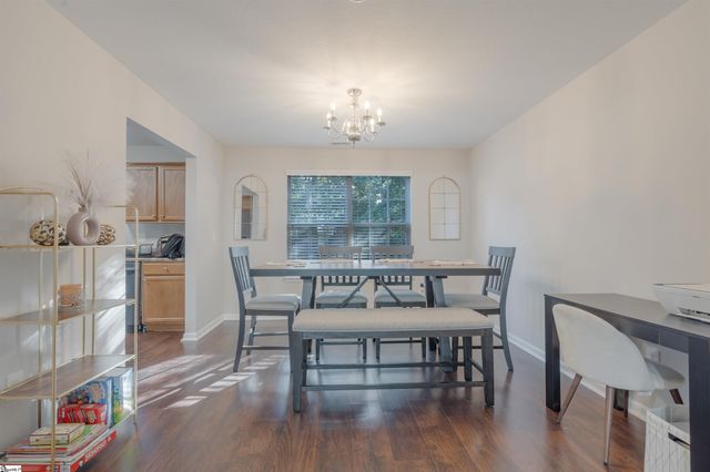 223 Stockbridge Drive, Spartanburg, SC 29301