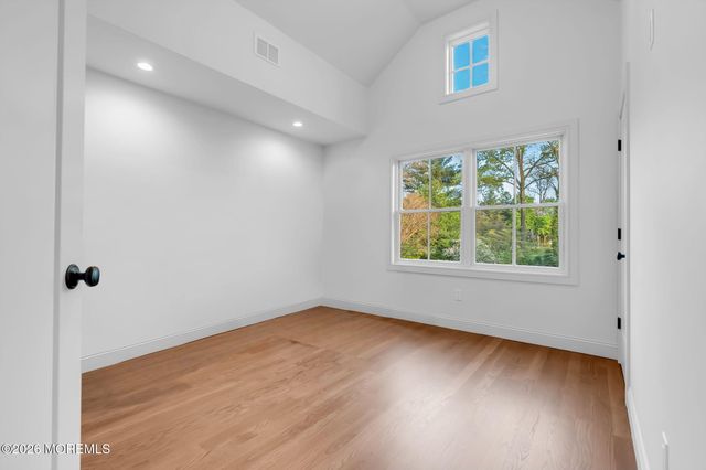181 Rumson Road, Rumson, NJ 07760