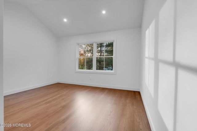 181 Rumson Road, Rumson, NJ 07760