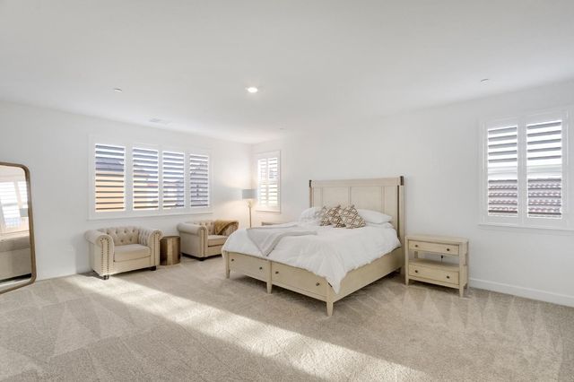 1008 Blue Range Way, Roseville, CA 95747