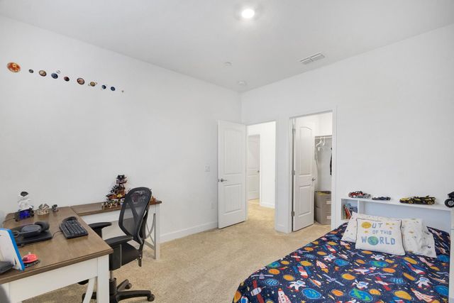 1008 Blue Range Way, Roseville, CA 95747