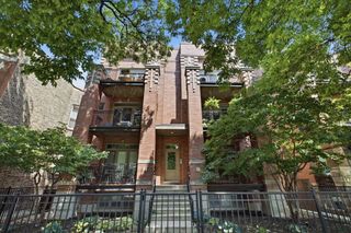 2627 N Sheffield Avenue 301, Chicago, IL 60614