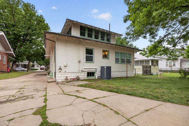 135 S Volustia Avenue, Wichita, KS 67211