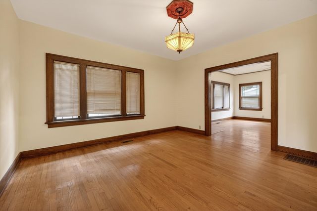 135 S Volustia Avenue, Wichita, KS 67211