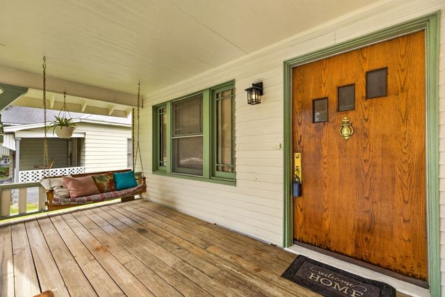 135 S Volustia Avenue, Wichita, KS 67211