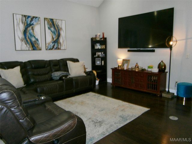 32 CALCITE Lane, Pike Road, AL 36064