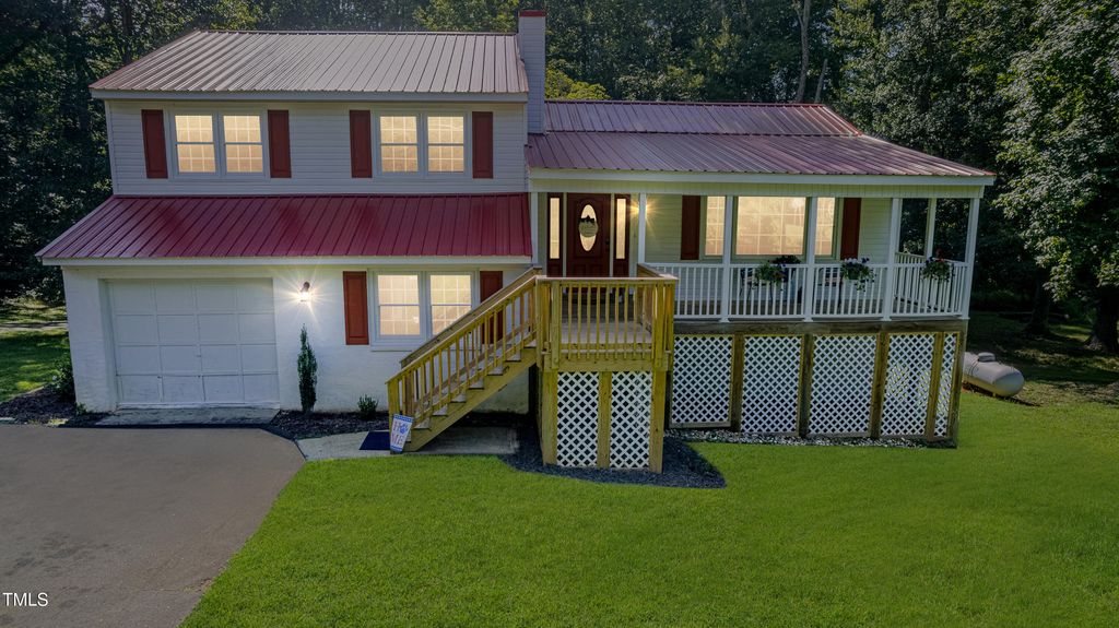 300 Gwen Road, Hillsborough, NC 27278