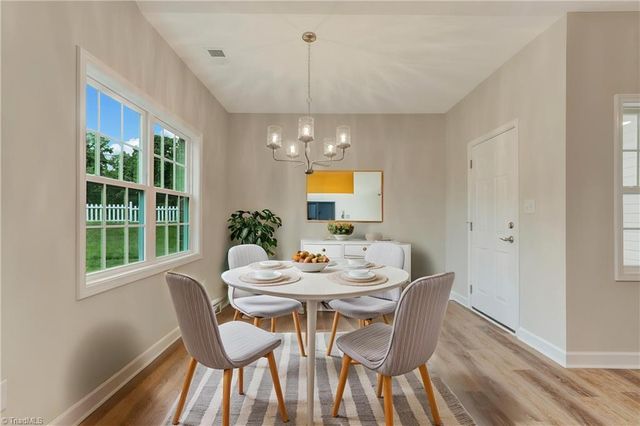 118 Sanderlyn Court, Eden, NC 27288