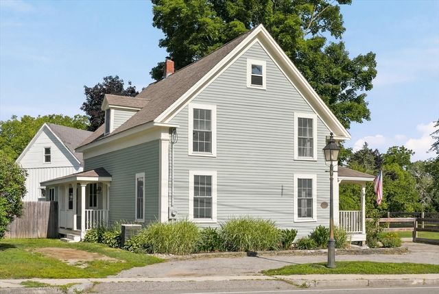 35 Elm Park, Groveland, MA 01834