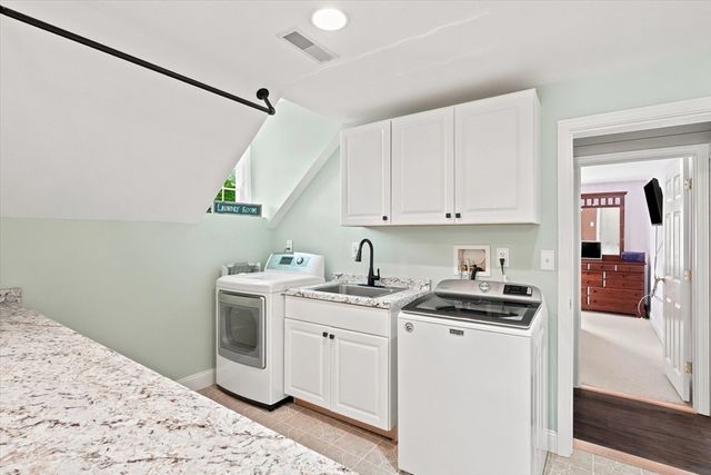 35 Elm Park, Groveland, MA 01834