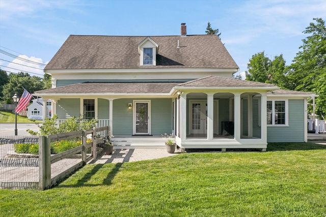 35 Elm Park, Groveland, MA 01834