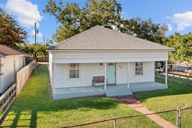 427 W 1st Street, Freeport, TX 77541