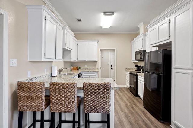 427 W 1st Street, Freeport, TX 77541