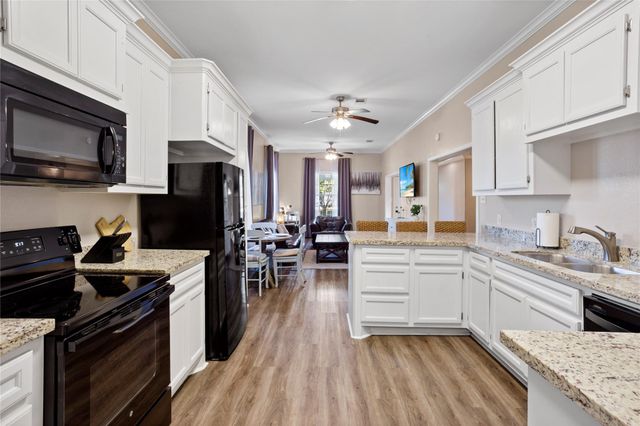 427 W 1st Street, Freeport, TX 77541