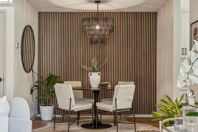 635 Canyon Oaks Dr B, Oakland, CA 94605