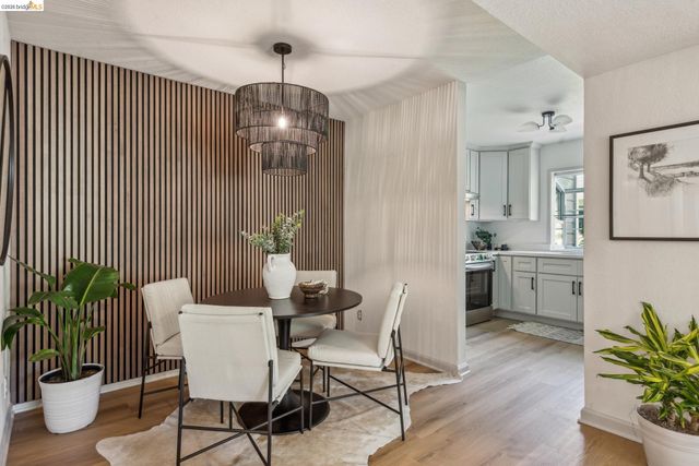 635 Canyon Oaks Dr B, Oakland, CA 94605