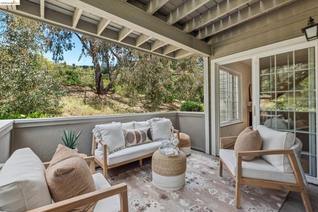 635 Canyon Oaks Dr B, Oakland, CA 94605