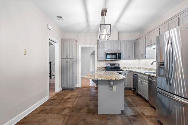 2003 Clearfield Lane, Chattanooga, TN 37405