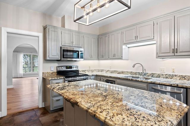 2003 Clearfield Lane, Chattanooga, TN 37405