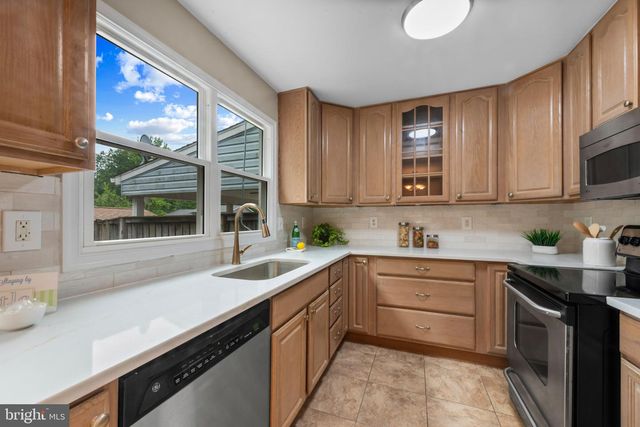 7663 SHERLOCK CT, Pasadena, MD 21122