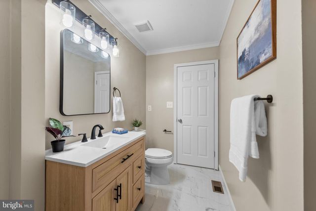 7663 SHERLOCK CT, Pasadena, MD 21122