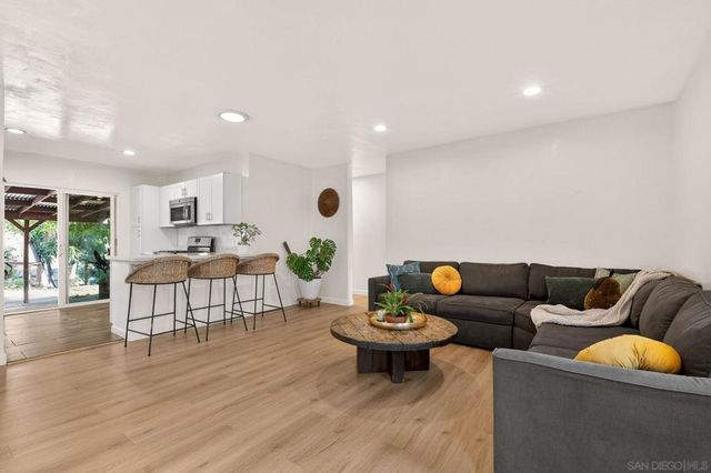 5847 Amarillo Ave, La Mesa, CA 91942