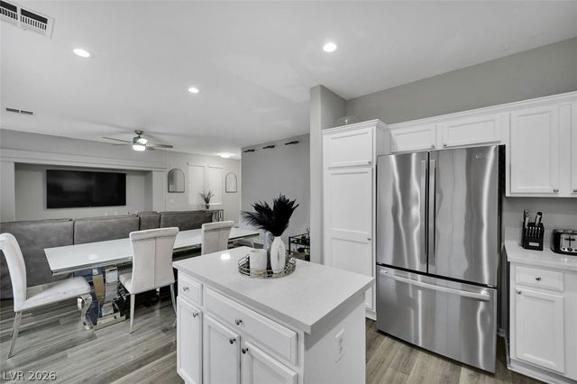 6940 Willow Warbler Street, North Las Vegas, NV 89084