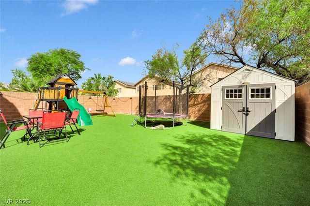 6940 Willow Warbler Street, North Las Vegas, NV 89084
