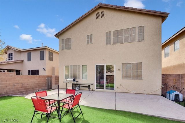 6940 Willow Warbler Street, North Las Vegas, NV 89084
